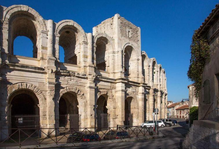 Superbe Appartement Avec Vue Arles Extérieur photo
